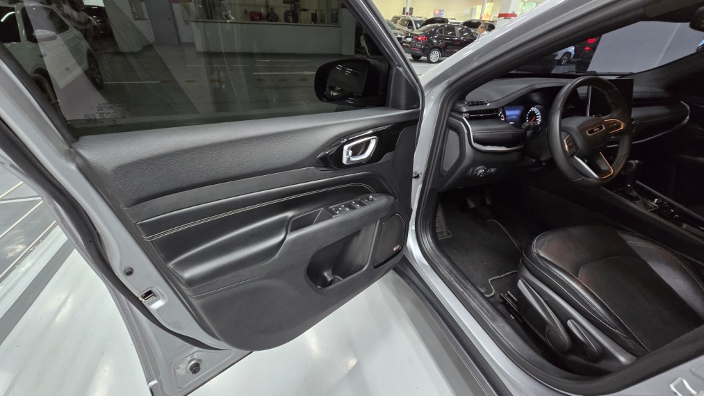 jeep compass 2.0 td350 turbo diesel longitude at9 4p automatico 20229