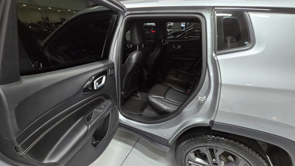 jeep compass 2.0 td350 turbo diesel longitude at9 4p automatico 202212