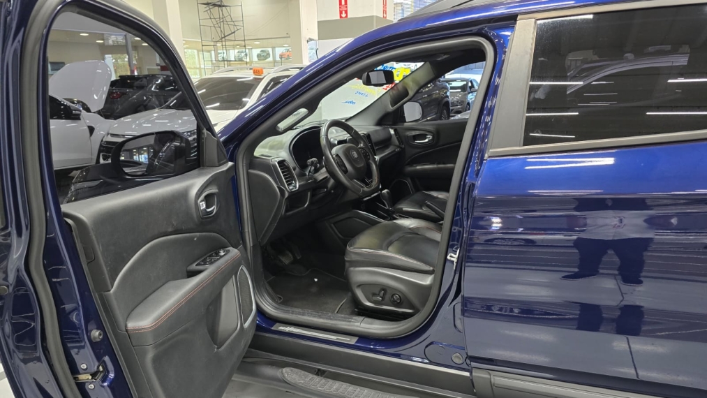fiat toro 2.0 16v turbo diesel ultra 4wd at9 4p automatico 20226