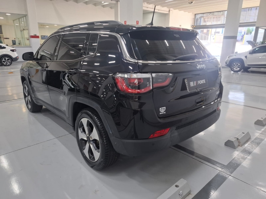 jeep compass 2.0 16v flex longitude automatico 4p 2017 jeep compass 2.0 16v flex longitude automatico 4p 2017