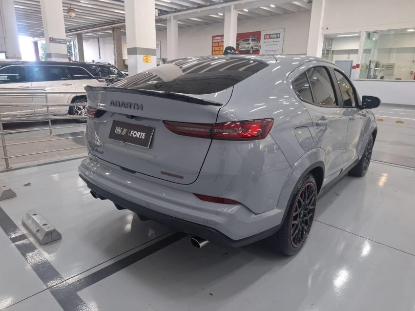 fiat fastback 1.3 turbo 270 flex abarth at6 4p automatico 2024 fiat fastback 1.3 turbo 270 flex abarth at6 4p automatico 2024