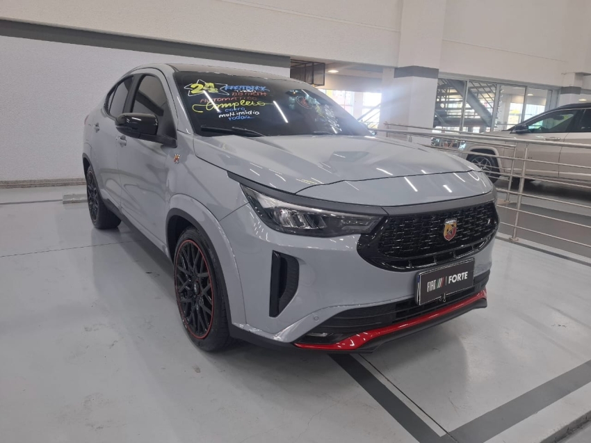 fiat fastback 1.3 turbo 270 flex abarth at6 4p automatico 2024 fiat fastback 1.3 turbo 270 flex abarth at6 4p automatico 2024
