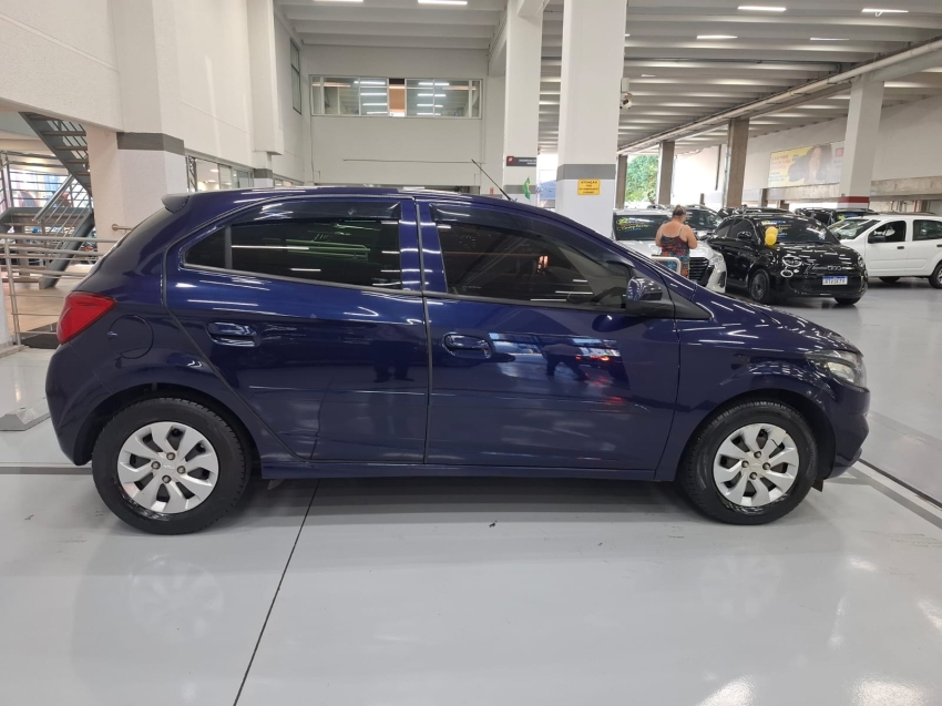 chevrolet onix 1.0 mpfi lt 8v flex 4p manual 2018 chevrolet onix 1.0 mpfi lt 8v flex 4p manual 2018
