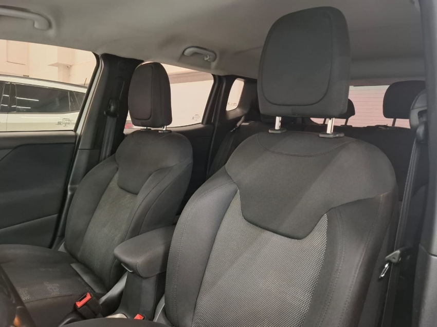 jeep renegade 1.8 16v flex longitude 4p automatico 2018 jeep renegade 1.8 16v flex longitude 4p automatico 2018