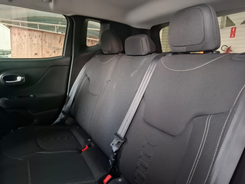 jeep renegade 1.3 t270 turbo flex at6 4p automatico 2024 jeep renegade 1.3 t270 turbo flex at6 4p automatico 2024