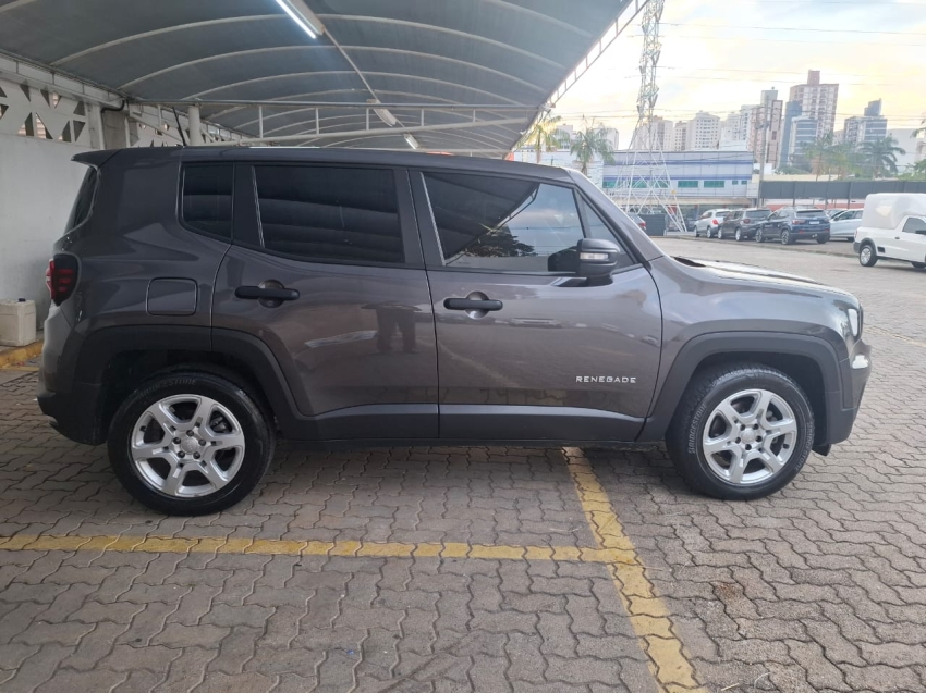 jeep renegade 1.3 t270 turbo flex at6 4p automatico 2024 jeep renegade 1.3 t270 turbo flex at6 4p automatico 2024