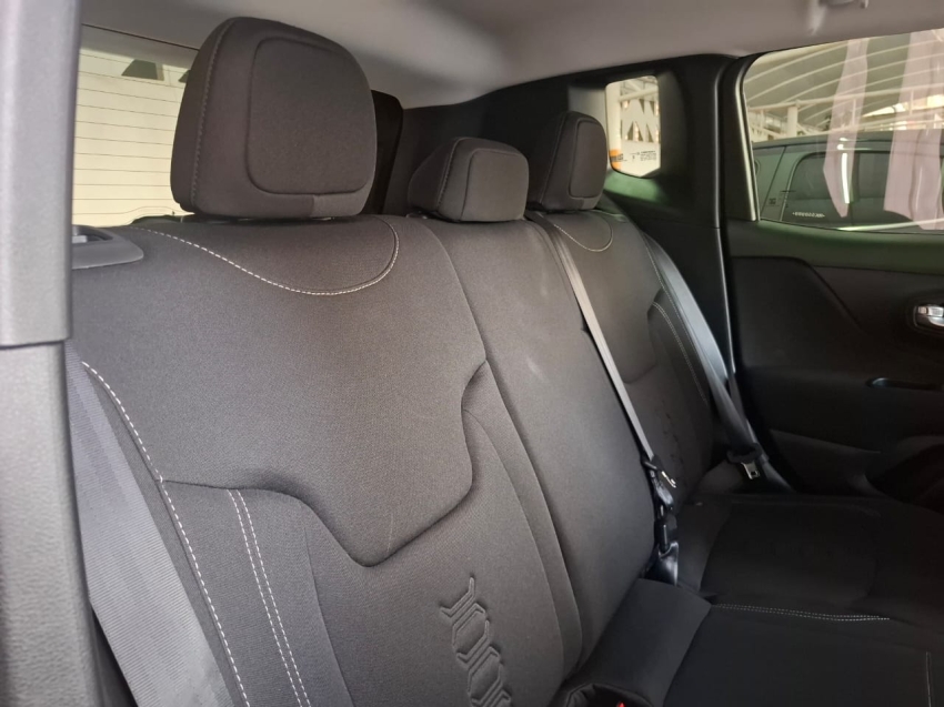 jeep renegade 1.3 t270 turbo flex at6 4p automatico 2024 jeep renegade 1.3 t270 turbo flex at6 4p automatico 2024