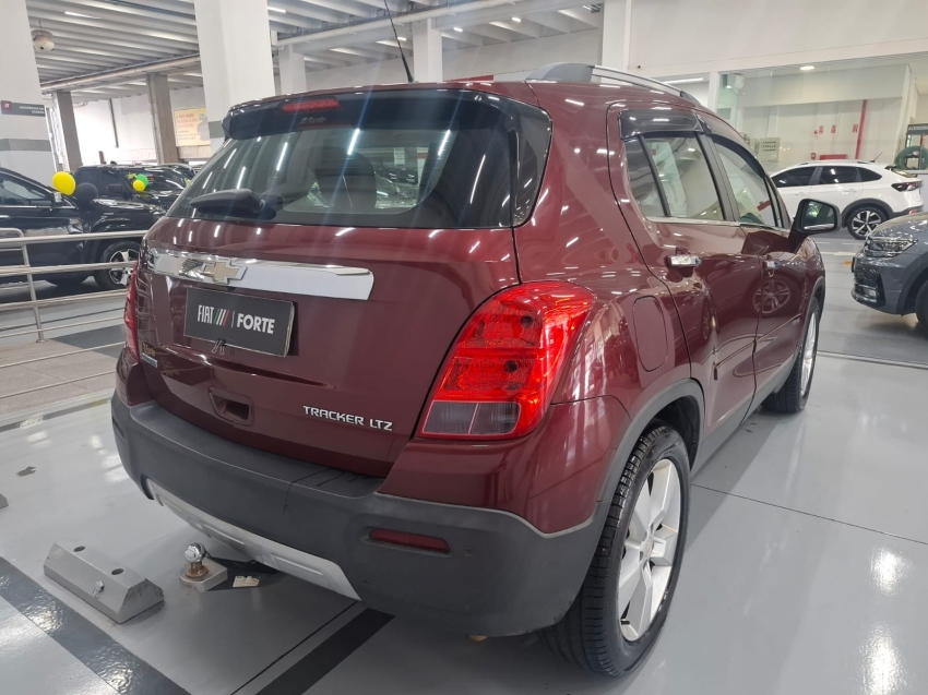 chevrolet tracker 1.8 mpfi ltz 4x2 16v flex 4p automatico 2014 chevrolet tracker 1.8 mpfi ltz 4x2 16v flex 4p automatico 2014