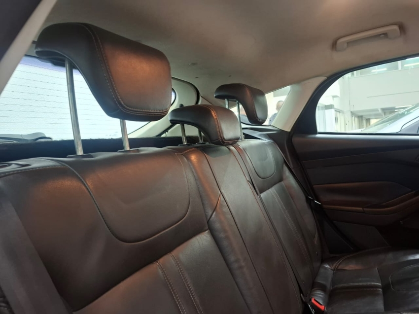 ford focus 2.0 se hatch 16v flex 4p auto automatico 2014