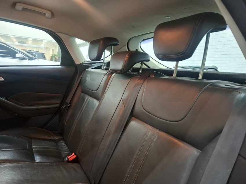 ford focus 2.0 se hatch 16v flex 4p auto automatico 2014