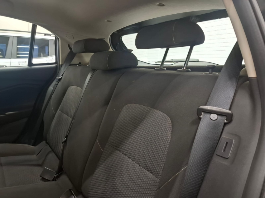 chevrolet onix 1.0 turbo flex plus lt manual 4p 2023 chevrolet onix 1.0 turbo flex plus lt manual 4p 2023