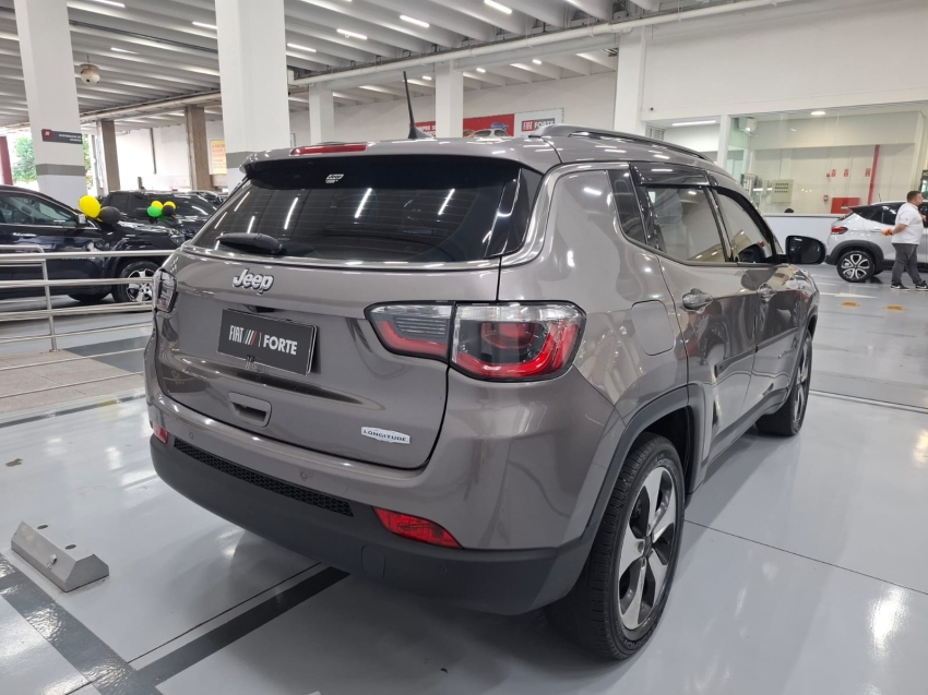 jeep compass 2.0 16v flex longitude automatico 4p 2018 jeep compass 2.0 16v flex longitude automatico 4p 2018