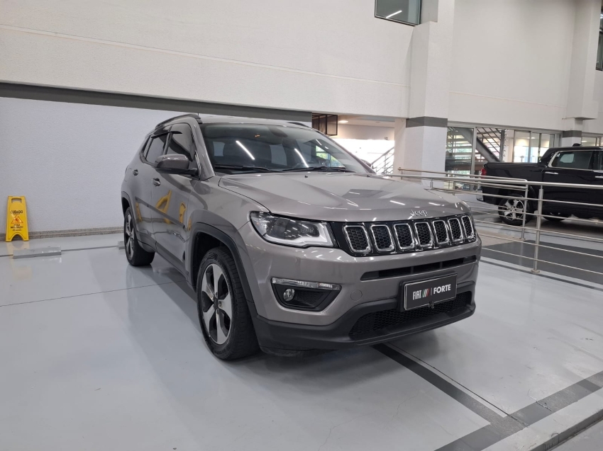 jeep compass 2.0 16v flex longitude automatico 4p 2018 jeep compass 2.0 16v flex longitude automatico 4p 2018