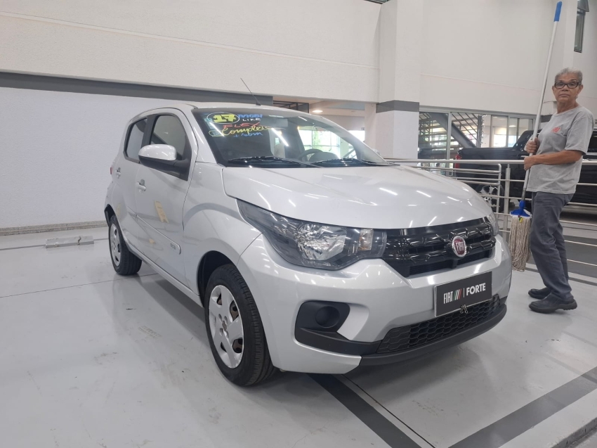 fiat mobi 1.0 evo flex like. manual 4p 2017 fiat mobi 1.0 evo flex like. manual 4p 2017