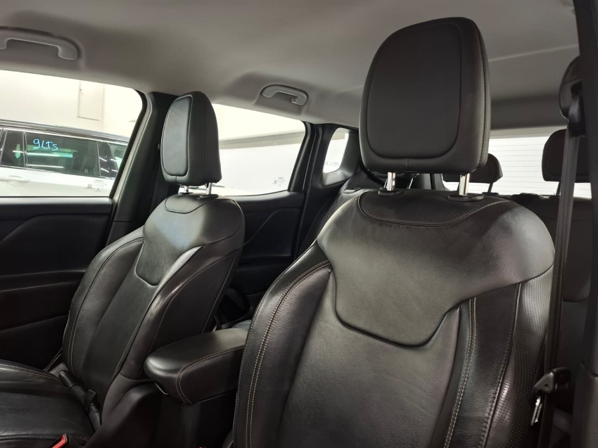 jeep renegade 1.8 16v flex limited 4p automatico 2019 jeep renegade 1.8 16v flex limited 4p automatico 2019
