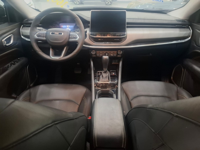 jeep compass 1.3 t270 turbo flex longitude at6 4p automatico 2024 jeep compass 1.3 t270 turbo flex longitude at6 4p automatico 2024