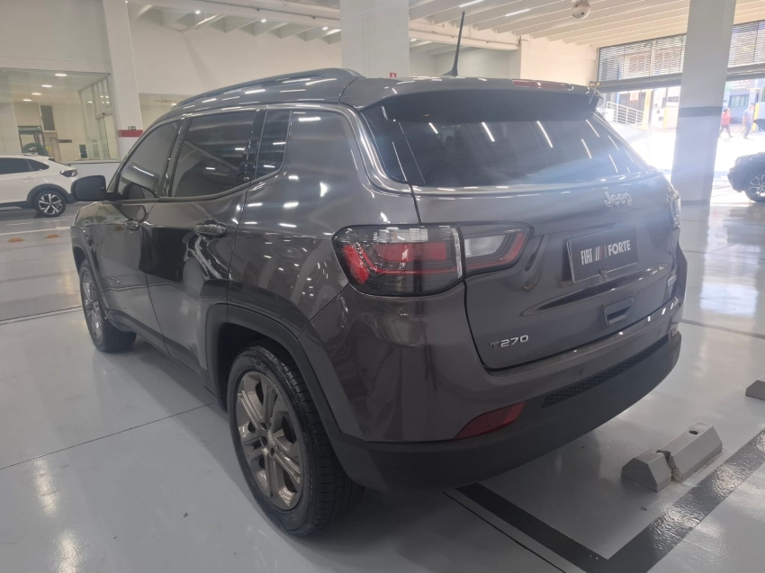 jeep compass 1.3 t270 turbo flex longitude at6 4p automatico 2024 jeep compass 1.3 t270 turbo flex longitude at6 4p automatico 2024
