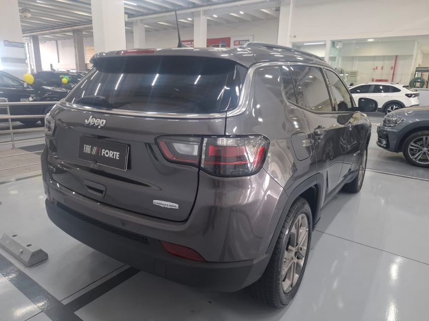 jeep compass 1.3 t270 turbo flex longitude at6 4p automatico 2024 jeep compass 1.3 t270 turbo flex longitude at6 4p automatico 2024