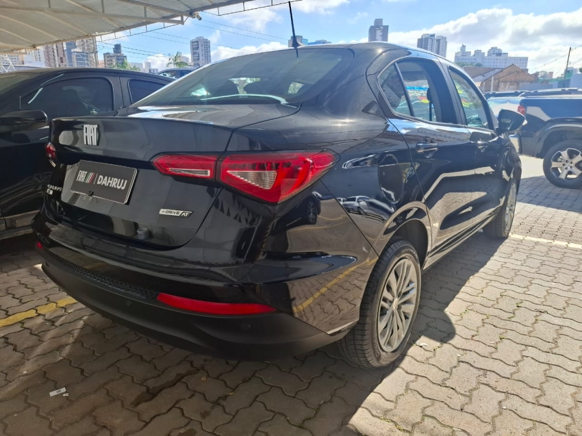 fiat cronos 1.3 firefly flex drive cvt 4p automatico 2024 fiat cronos 1.3 firefly flex drive cvt 4p automatico 2024