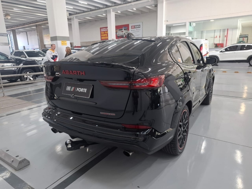 fiat fastback 1.3 turbo 270 flex abarth at6 4p automatico 2024 fiat fastback 1.3 turbo 270 flex abarth at6 4p automatico 2024