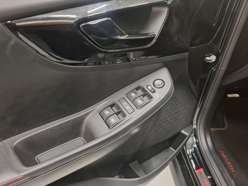 fiat fastback 1.3 turbo 270 flex abarth at6 4p automatico 2024 fiat fastback 1.3 turbo 270 flex abarth at6 4p automatico 2024