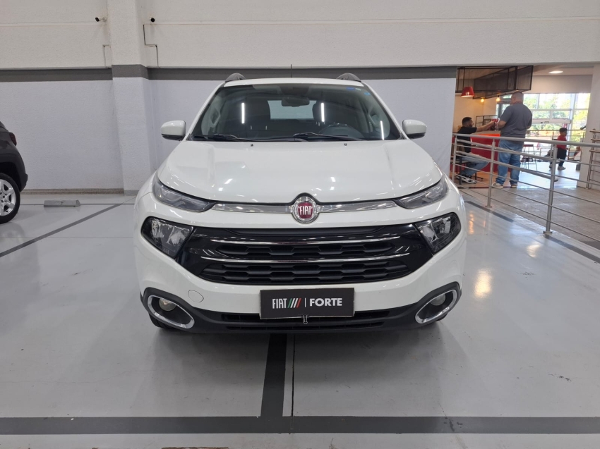 fiat toro 1.8 16v evo flex freedom at6 4p automatico 2018 fiat toro 1.8 16v evo flex freedom at6 4p automatico 2018