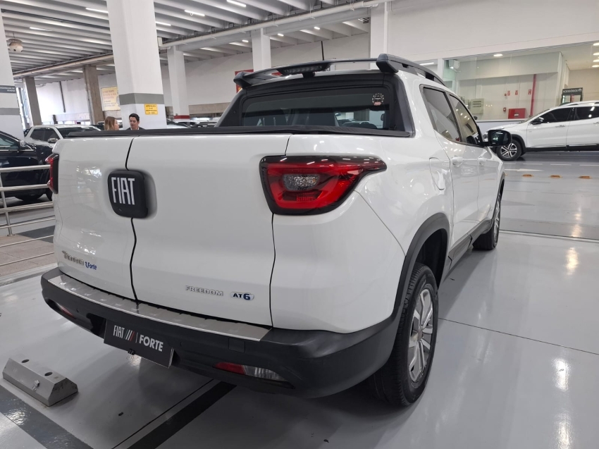 fiat toro 1.8 16v evo flex freedom at6 4p automatico 2018 fiat toro 1.8 16v evo flex freedom at6 4p automatico 2018