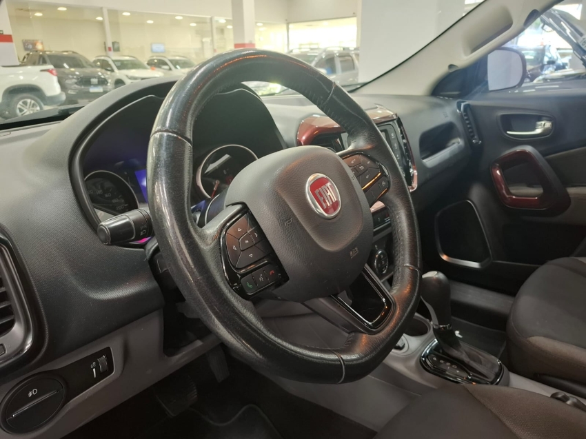 fiat toro 1.8 16v evo flex freedom at6 4p automatico 2018 fiat toro 1.8 16v evo flex freedom at6 4p automatico 2018