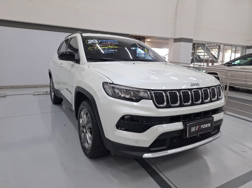 jeep compass 1.3 t270 turbo flex longitude at6 4p automatico 2023 jeep compass 1.3 t270 turbo flex longitude at6 4p automatico 2023