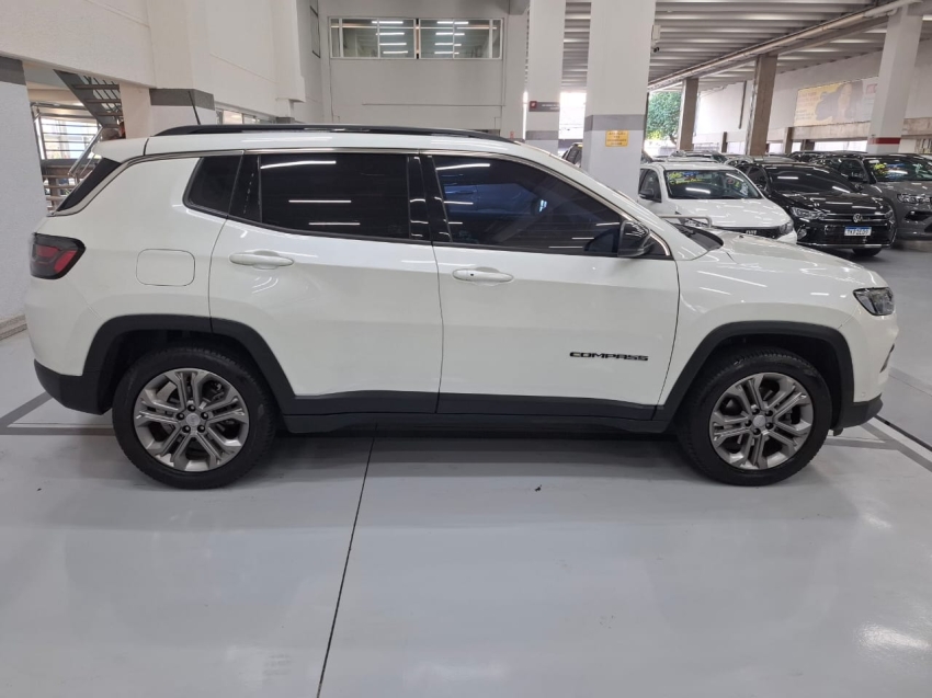 jeep compass 1.3 t270 turbo flex longitude at6 4p automatico 2023 jeep compass 1.3 t270 turbo flex longitude at6 4p automatico 2023