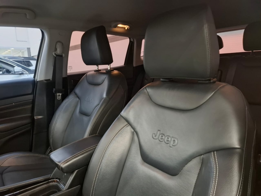 jeep compass 1.3 t270 turbo flex longitude at6 4p automatico 2023 jeep compass 1.3 t270 turbo flex longitude at6 4p automatico 2023
