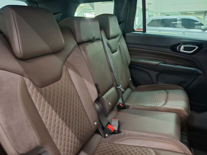 jeep commander 2.0 td380 turbo diesel overland at9 4p automatico 2022