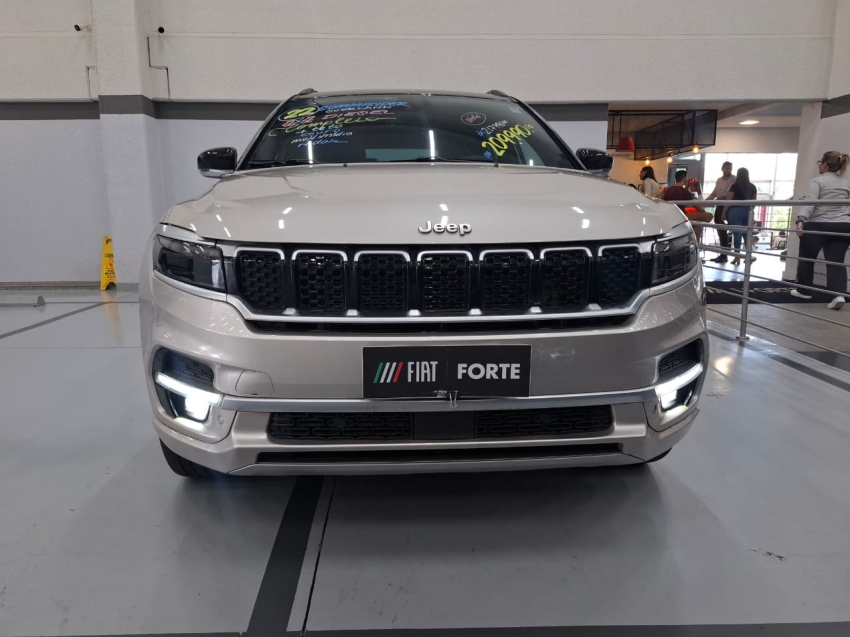 jeep commander 2.0 td380 turbo diesel overland at9 4p automatico 2022