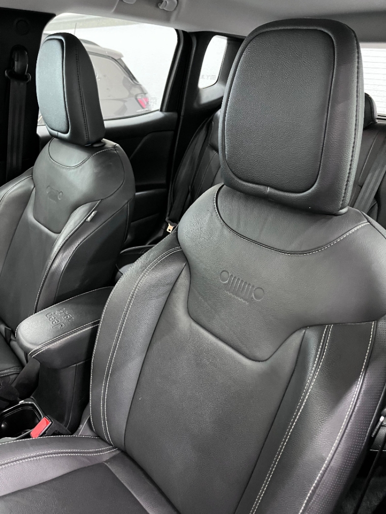 jeep renegade 1.3 t270 turbo flex longitude at6 4p automatico 2023 jeep renegade 1.3 t270 turbo flex longitude at6 4p automatico 2023
