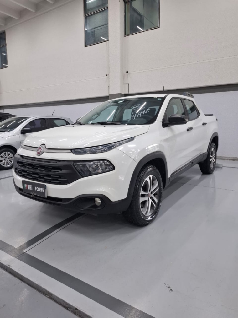 fiat toro 1.8 16v evo flex endurance at6 4p automatico 2019 fiat toro 1.8 16v evo flex endurance at6 4p automatico 2019