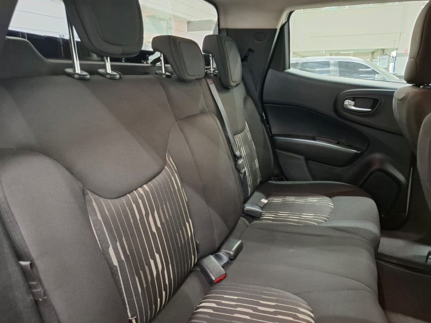 fiat toro 1.8 16v evo flex endurance at6 4p automatico 2019 fiat toro 1.8 16v evo flex endurance at6 4p automatico 2019