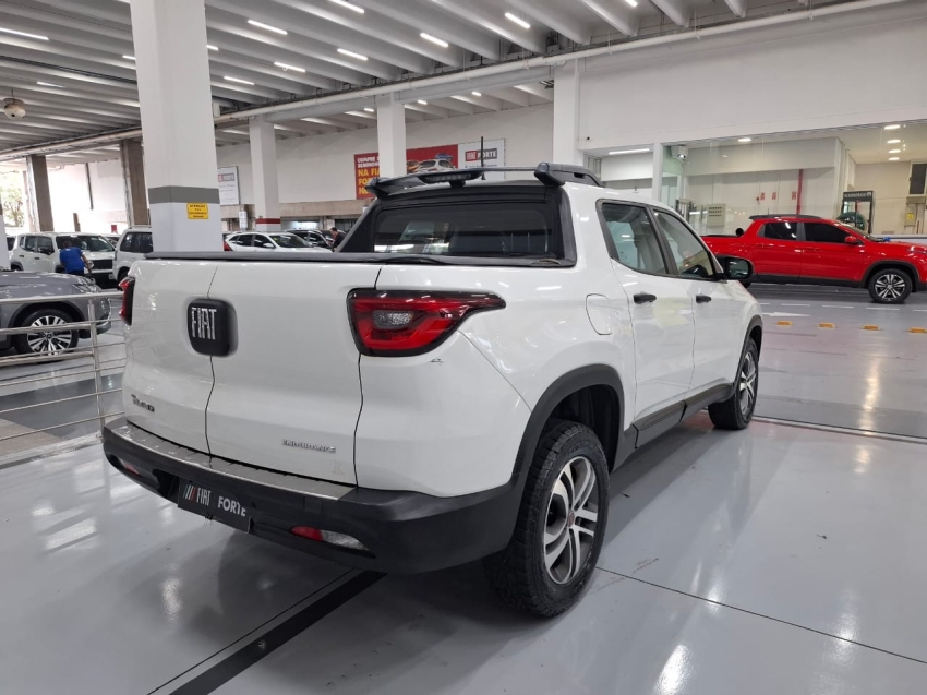 fiat toro 1.8 16v evo flex endurance at6 4p automatico 2019 fiat toro 1.8 16v evo flex endurance at6 4p automatico 2019