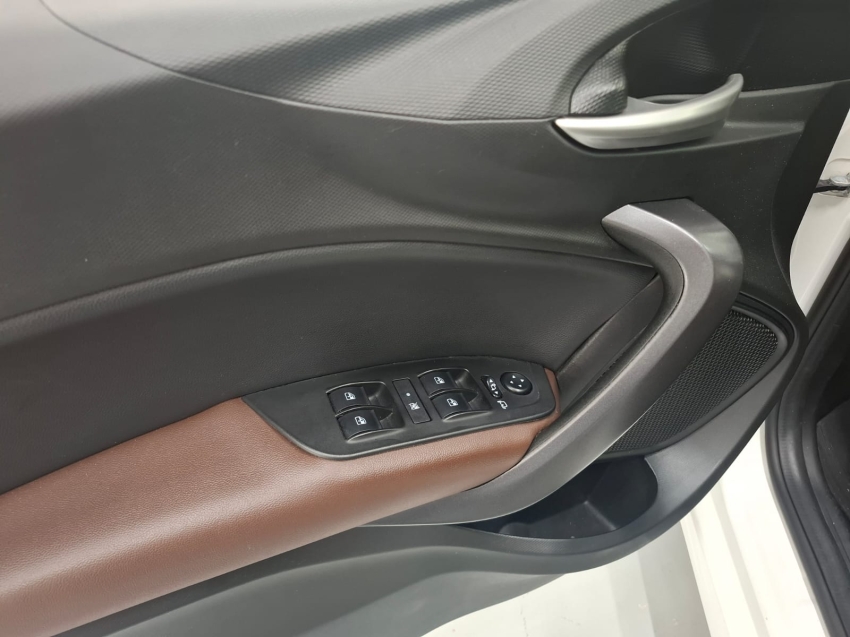 fiat cronos 1.3 firefly flex precision cvt 4p automatico 2023 fiat cronos 1.3 firefly flex precision cvt 4p automatico 2023