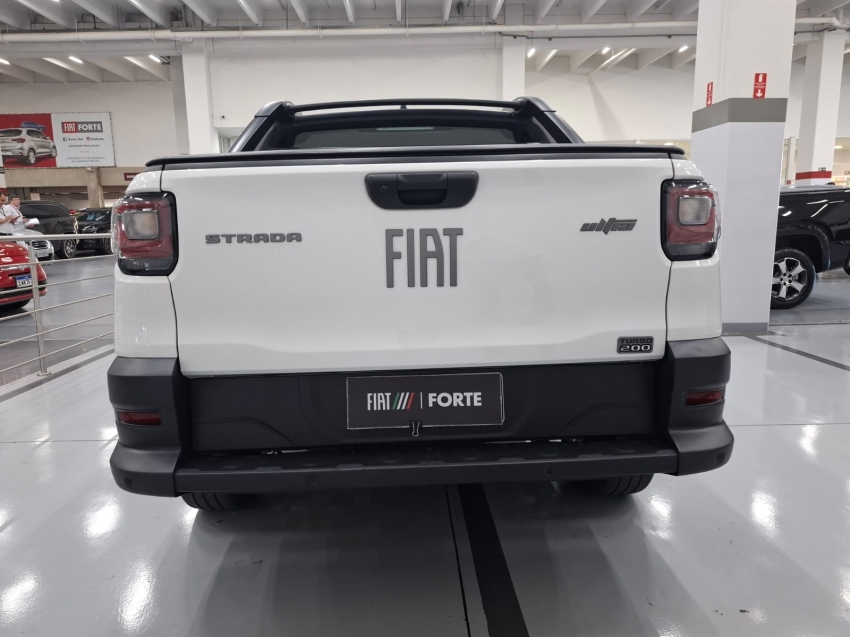 fiat strada 1.0 turbo 200 flex ultra cd cvt 4p automatico 2024 fiat strada 1.0 turbo 200 flex ultra cd cvt 4p automatico 2024