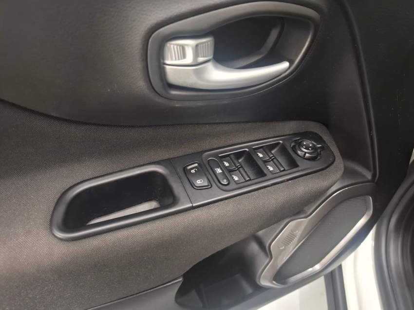 jeep renegade 1.3 t270 turbo flex sport at6 4p automatico 2022 jeep renegade 1.3 t270 turbo flex sport at6 4p automatico 2022