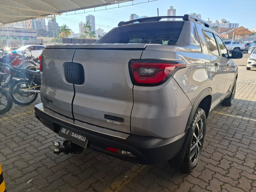 fiat toro 2.0 16v turbo diesel ultra 4wd at9 4p automatico 2021 fiat toro 2.0 16v turbo diesel ultra 4wd at9 4p automatico 2021