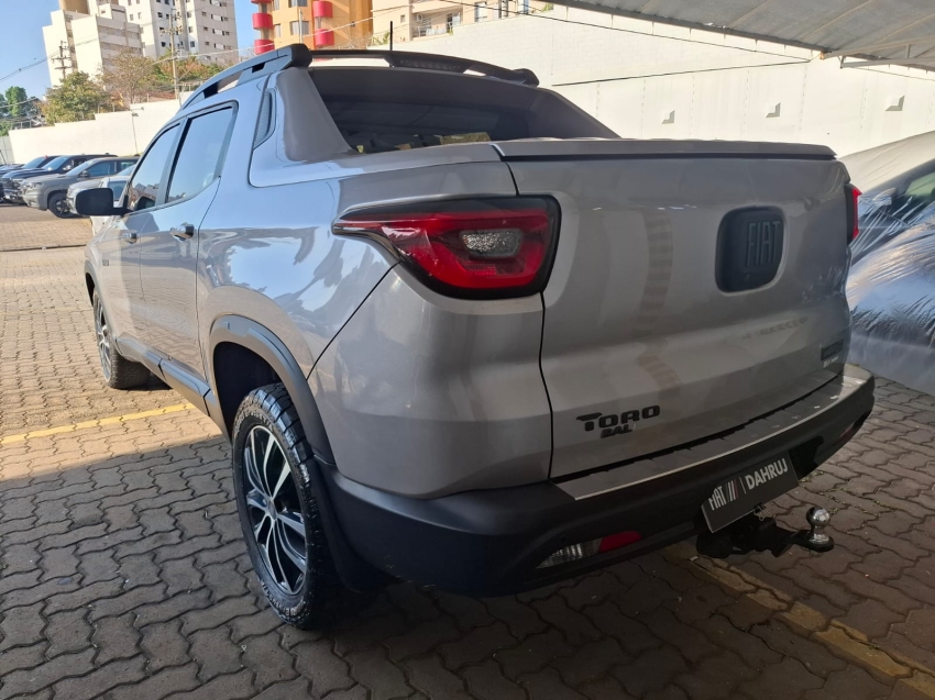 fiat toro 2.0 16v turbo diesel ultra 4wd at9 4p automatico 2021 fiat toro 2.0 16v turbo diesel ultra 4wd at9 4p automatico 2021