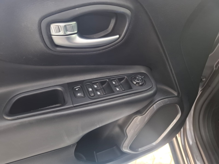 jeep renegade 1.8 16v flex limited 4p automatico 2019 jeep renegade 1.8 16v flex limited 4p automatico 2019