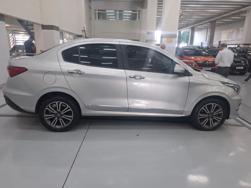 fiat cronos 1.8 e.torq flex precision at6 4p automatico 2021 fiat cronos 1.8 e.torq flex precision at6 4p automatico 2021