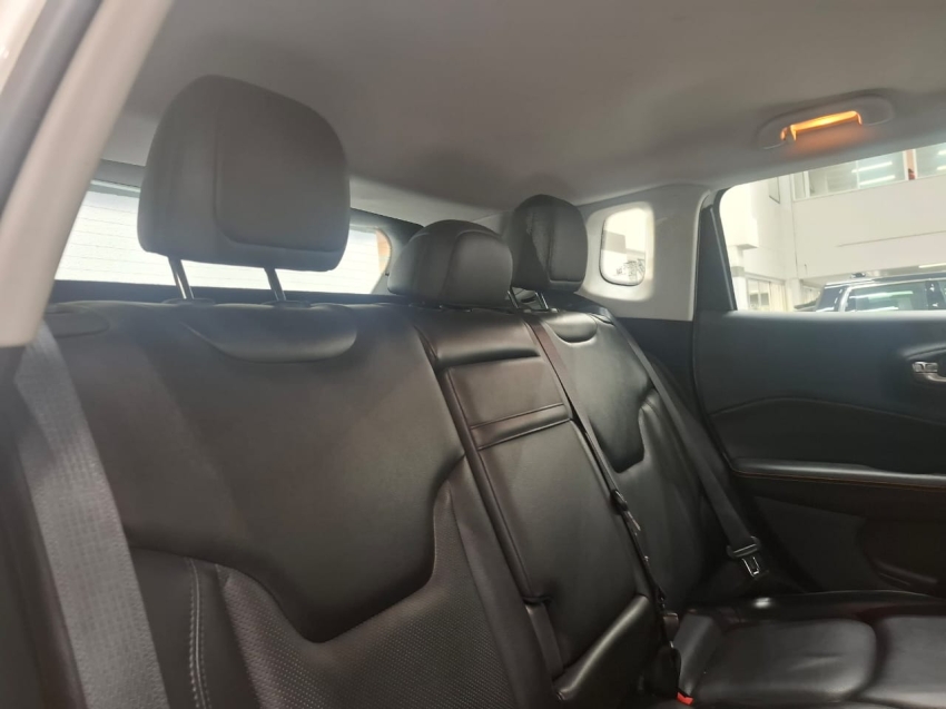 jeep compass 2.0 16v flex longitude automatico 4p 2017 jeep compass 2.0 16v flex longitude automatico 4p 2017