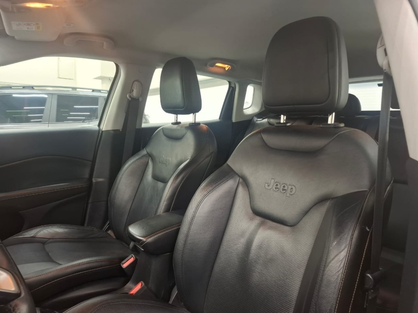 jeep compass 2.0 16v flex longitude automatico 4p 2017 jeep compass 2.0 16v flex longitude automatico 4p 2017