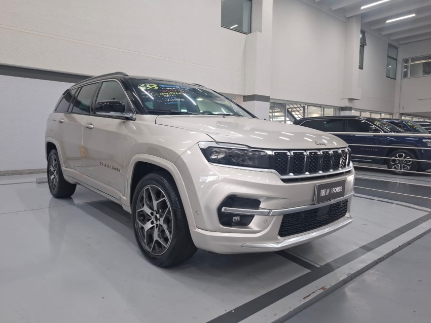 jeep commander 1.3 t270 turbo flex overland at6 4p automatico 2023 jeep commander 1.3 t270 turbo flex overland at6 4p automatico 2023