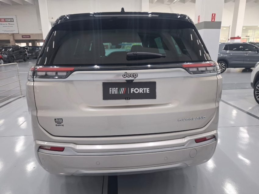 jeep commander 1.3 t270 turbo flex overland at6 4p automatico 2023 jeep commander 1.3 t270 turbo flex overland at6 4p automatico 2023