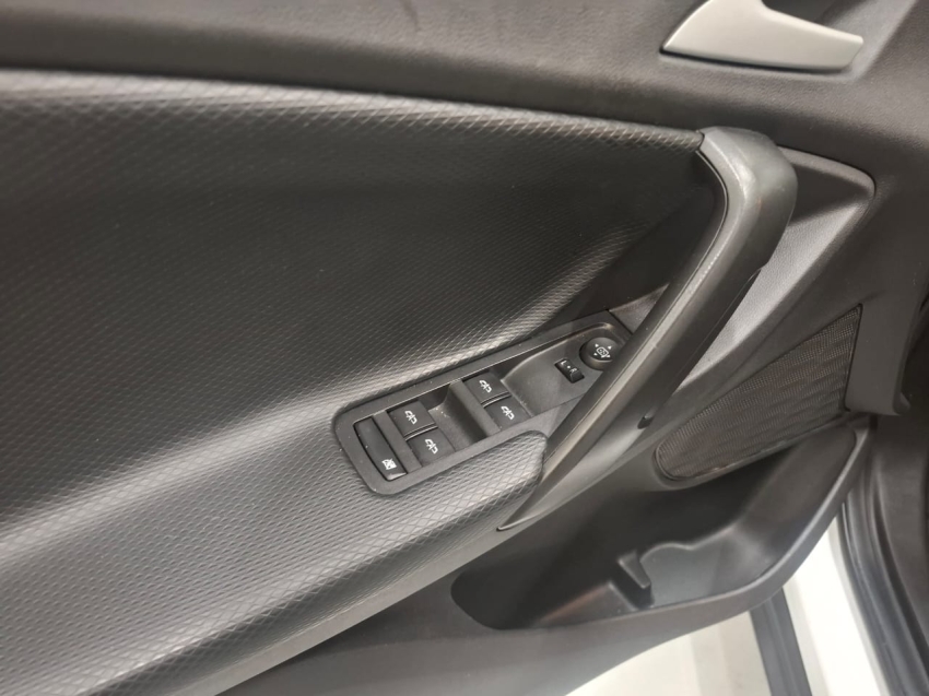 chevrolet tracker 1.0 turbo flex automatico 4p 2021 chevrolet tracker 1.0 turbo flex automatico 4p 2021