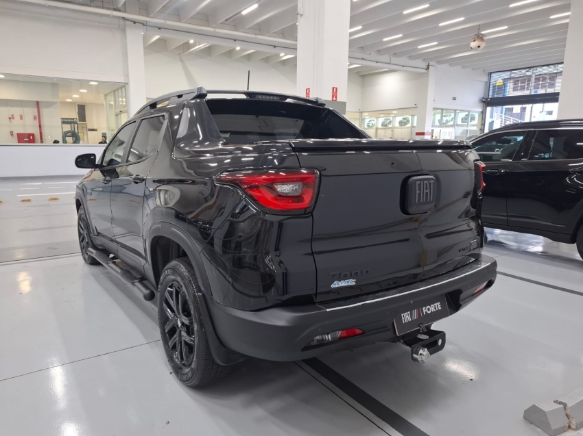 fiat toro 2.0 16v turbo diesel ultra 4wd at9 4p automatico 2022 fiat toro 2.0 16v turbo diesel ultra 4wd at9 4p automatico 2022